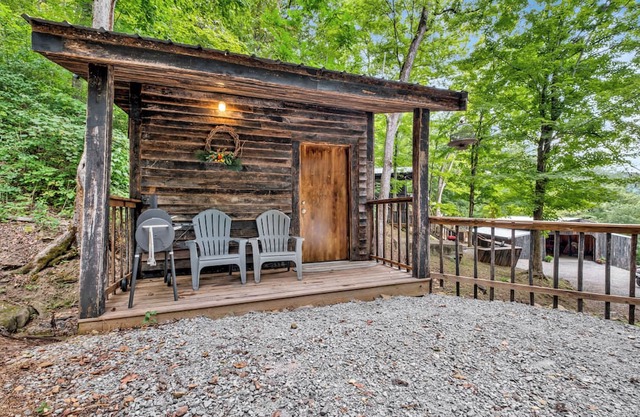 Ohio Starlight Glamping Cabins