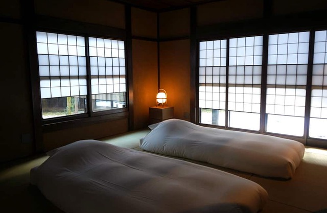 Kutokuan is an adult hideaway inn that specializes in rest and recovery, and is limited to one couple per day.