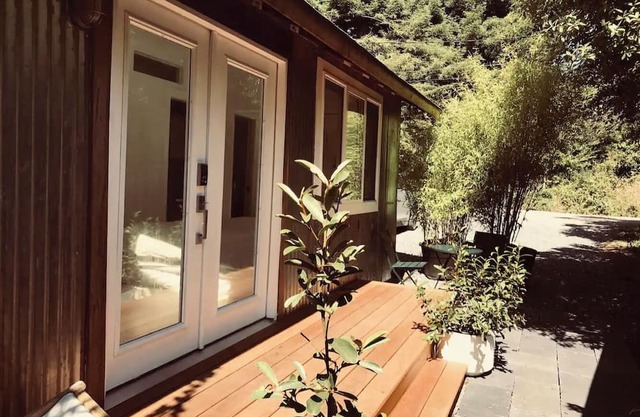 Cozy studio in awesome Trinidad with WiFi access