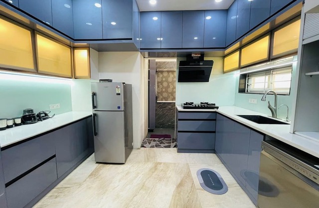 Luxurious Garden-View Duplex in Hyderabad,4-bedroom with AC, WIFI