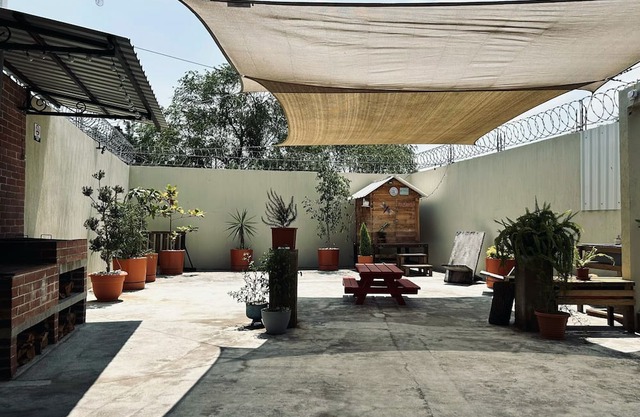 Charming 3-bedroom apartment with AC and WiFi in enchanting Amatitlán