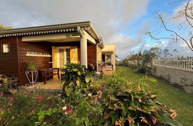 Gite Petite Île, 2 bedrooms, 4 persons