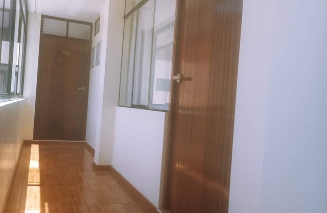 Cozy room with TV and private bathroom