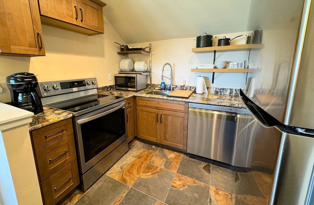 Grand Teton Painted Pony Loft near Targhee w/AC