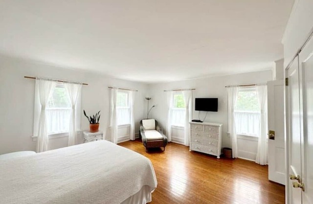 Historic Hamptons Hideaway