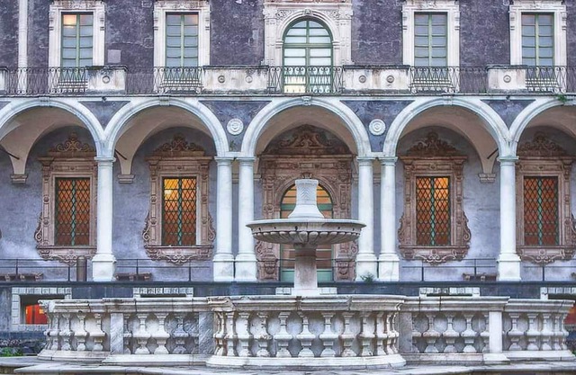 Homerez - House 3 km away from the beach for 6 ppl. with shared pool at Catania