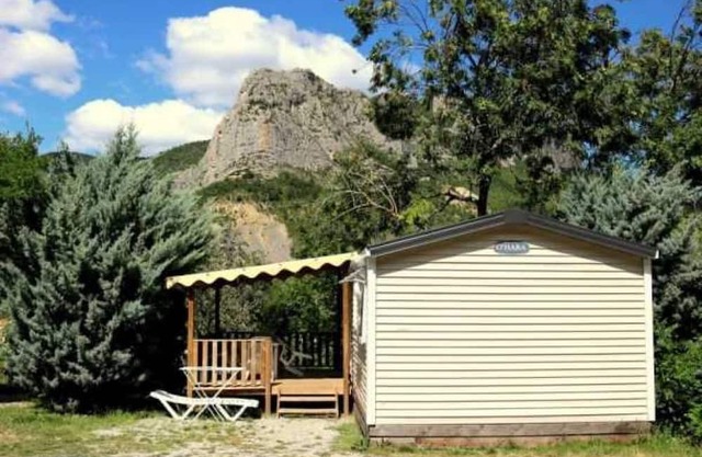 Camping 4 étoiles - Piscine - eeeaec