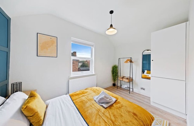 Kettering Central - Modern Luxury Apartment!