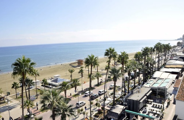 11 Suites - Sunrise Horizon Suite