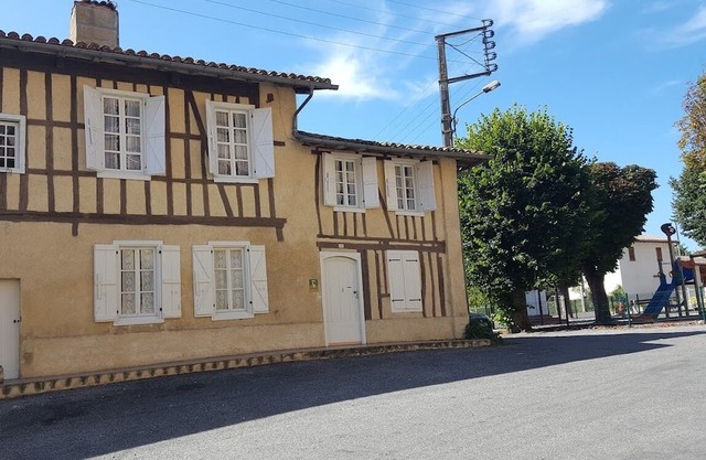 Maison de Village Avec Jardin - Quartier du Château - Saramon