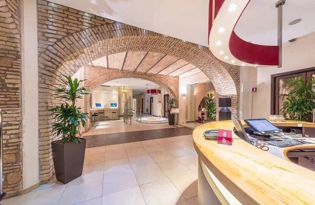 Elegant 1BR Suite for Four Persons at Rome