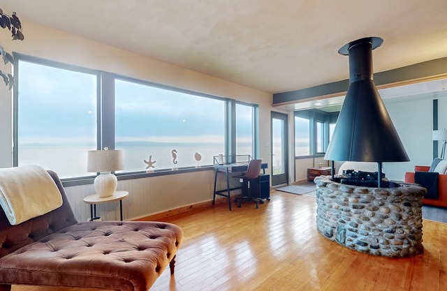 Enchanting & tranquil waterfront escape with patio, fire pit, & amazing views