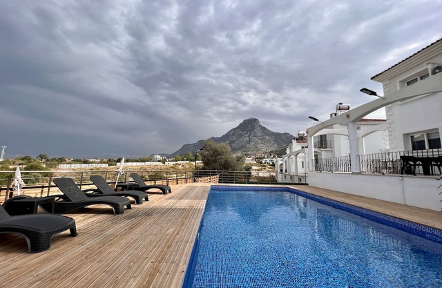Villa with Private Pool At Kyrenia