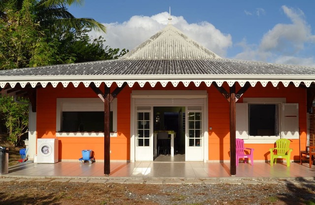 Homerez - House 5 km away from the beach for 7 ppl. with garden at Saint-Pierre