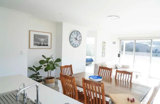 Exclusive, stylish drop of hunter valley luxury!