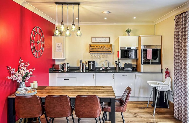 3 bedroom accommodation in Flaxton