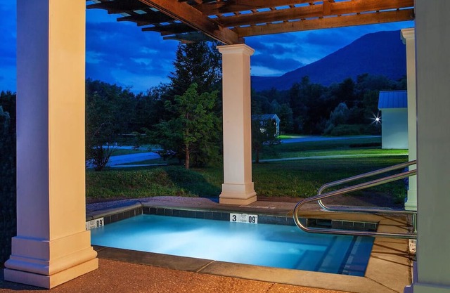 Indoor Pool, Spa & Trails – Peaceful Vermont Resort Experience