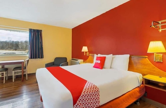 Hike Nature Trails and Enjoy Parking in a Pet-Friendly Guest Stay