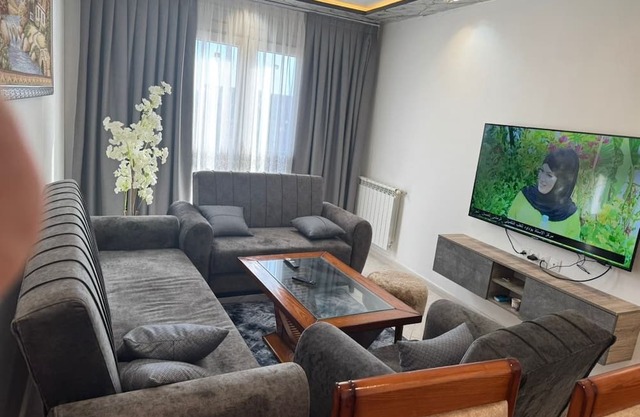 Bel Air Three-room two-bedroom 92 m² perfectly furnished panoramic view