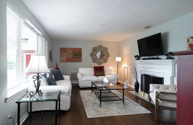 Private Jacksonville Getaway Near San Marco Square