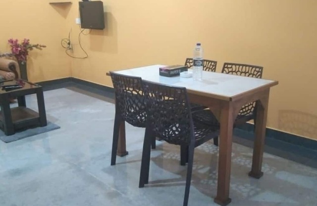 Charis Guest House 2 bed/1 bath near Guruvayur in Kunnamkulam