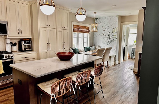 River, Marina, Park, Casino, EZ to I-75, DT Toledo