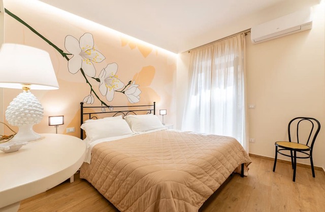 Accessible Double Room with Balcony, Wi-Fi, and Air Conditioning