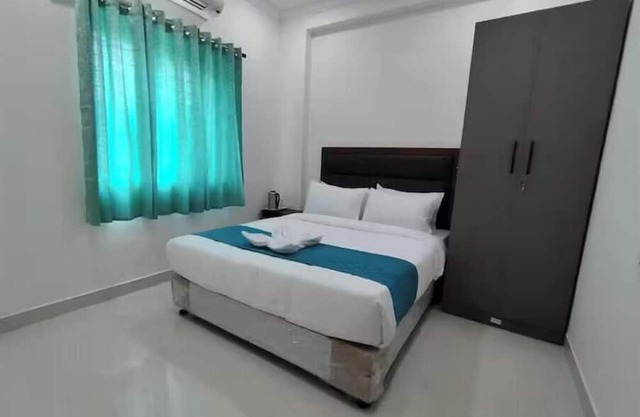 Deluxe 1 bhk Near Omega Hospital