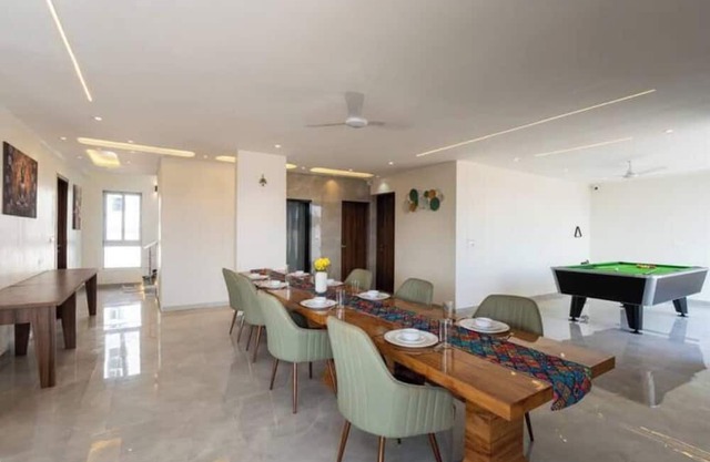 6BHK Delight -Mountain View/Steam Room/CricketTurf