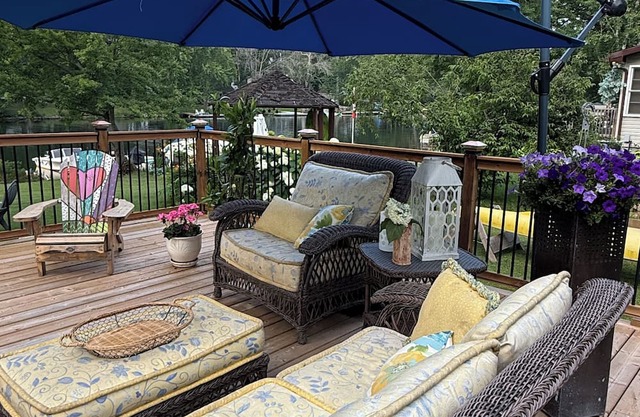 Accessible Luxury Riverside Beauty!