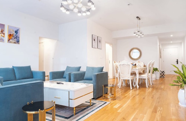 Spacious 4 bdr for family/group