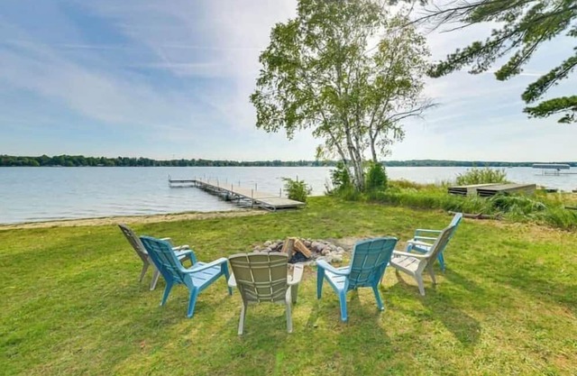 Otsego Lake Escape (Lakefront w/dock, skiing, snowmobiling)