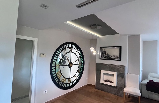 'Palacio De Congresos' Apartment with Wi-Fi and Air Conditioning