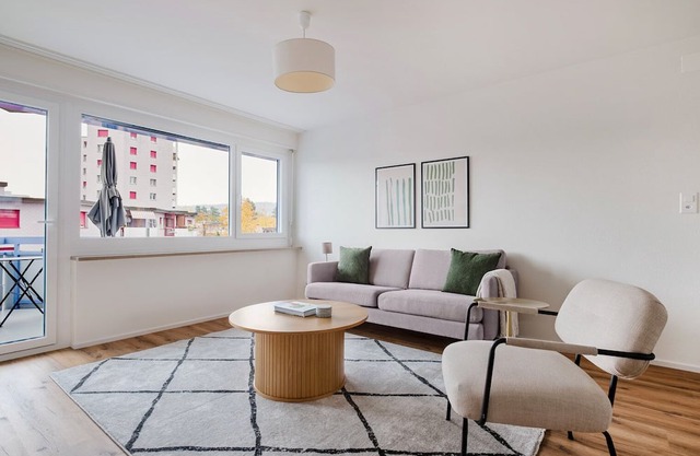 Blueground | Dietikon, balcony, nr Park