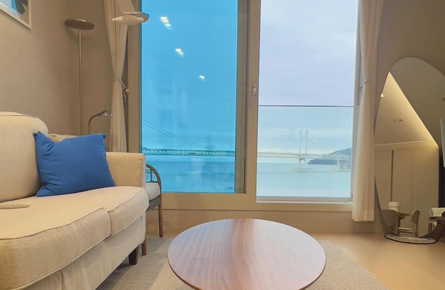 #광안대교뷰 감성숙소 #광안리불꽃축제 #오션뷰룸 #밀락더마켓/드론쇼· 불꽃축제 명당