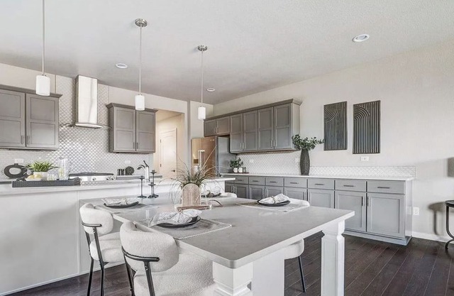 Comet Haus | Modern 3BR w/Office & King Beds