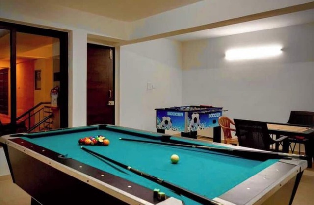 Chic Baga Studio Pool/Gym/Jacuzzi Walk To Beach