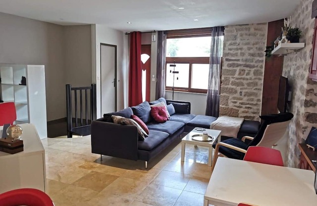 Peaceful Haven in the Vibrant Heart of Dijon