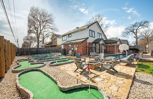 Spacious 4BR/3BA | Modern Comforts Nr DFW Airport