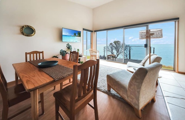 Soak up the seaside breeze and enjoy uninterrupted sea views!