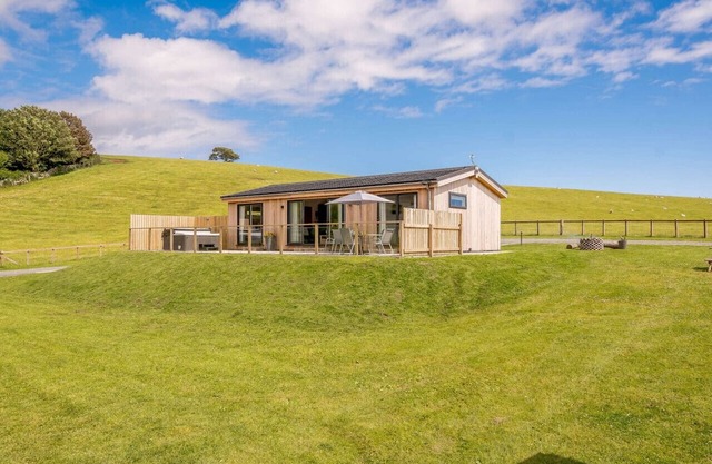 Hazel Lodge At Bengairn