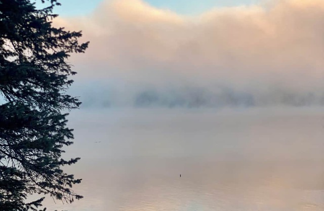 4-bedroom Lakefront Cabin in Cooperstown with AC, walk to Glimmerglass Opera