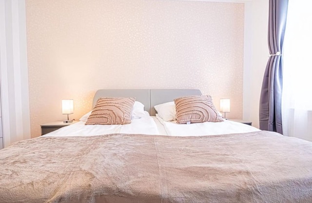 2BR&1LR Apartment Ideal for 5P, Near Donaustadt