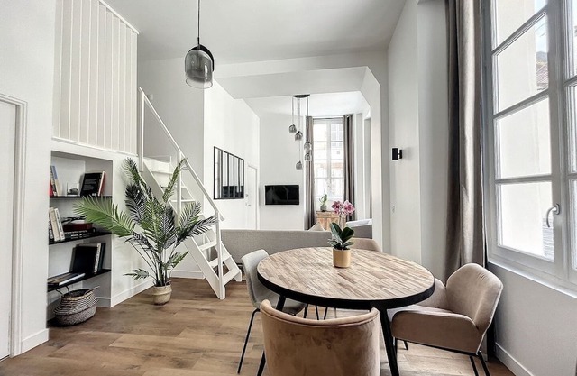 Le Laurencin Sens - apartment in the historic heart - La Mezzanine