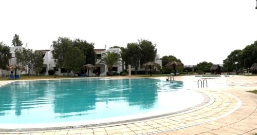 Boustane cabo