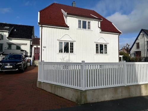 Hel enebolig til leie under ONS