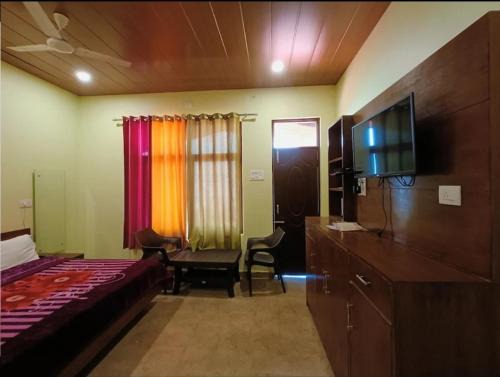 Hotel Grand Oasis Ooty