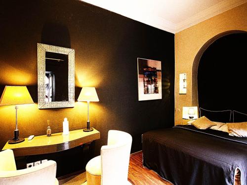 Room in Guest room - Riad Ralhaya, calm and voluptuous luxury in the heart of Marrakech - 4