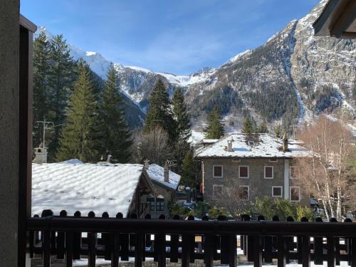 Comfortable Apartment in Courmayeur
