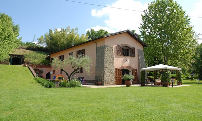 Genazzano House | La baita di Heidi con piscina
